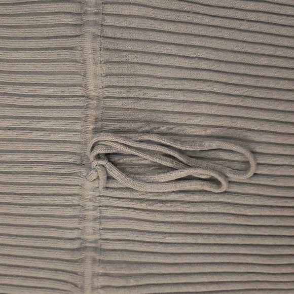 y2k sky blue maternity fitted sweater with drawstring very stretchy - Picture 5 of 5